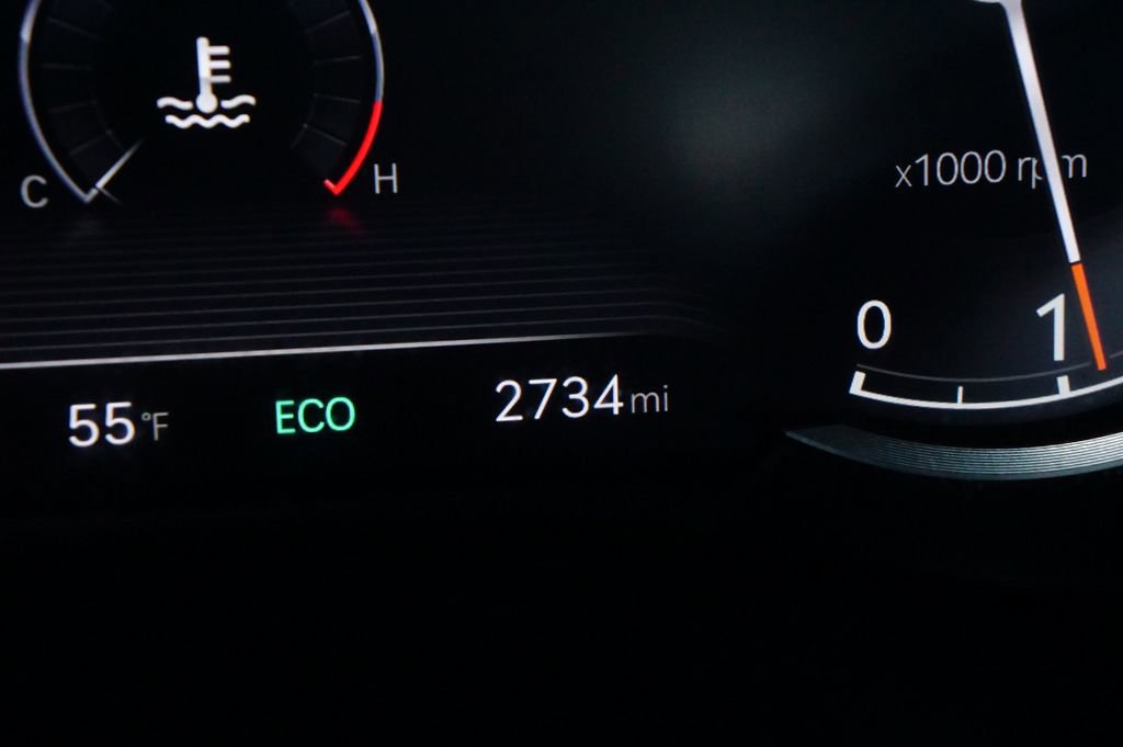 Certified 2026 Genesis G70 2.5T image 6