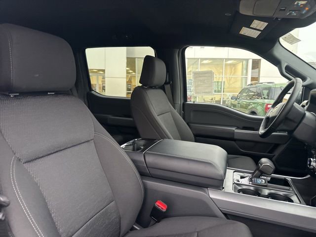 New 2026 Ford F150 XLT w/ Equipment Group 302A MID image 8