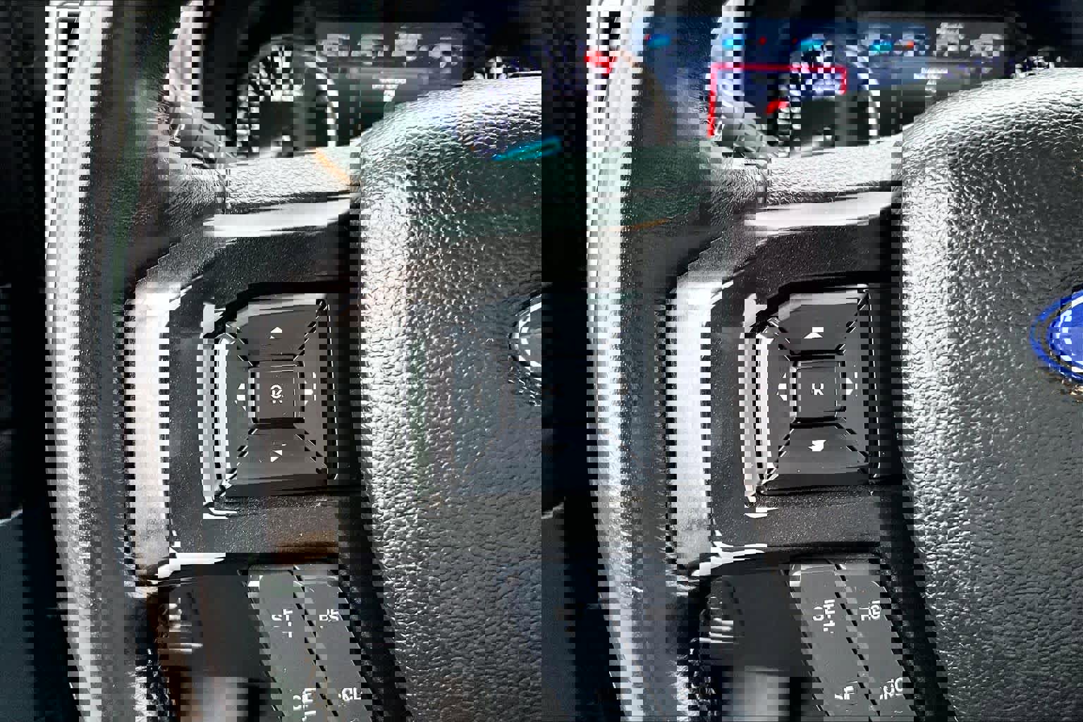 Used 2018 Ford Expedition Limited image 21