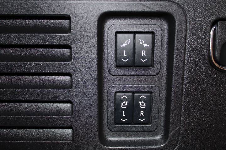 Used 2024 GMC Acadia Denali image 16