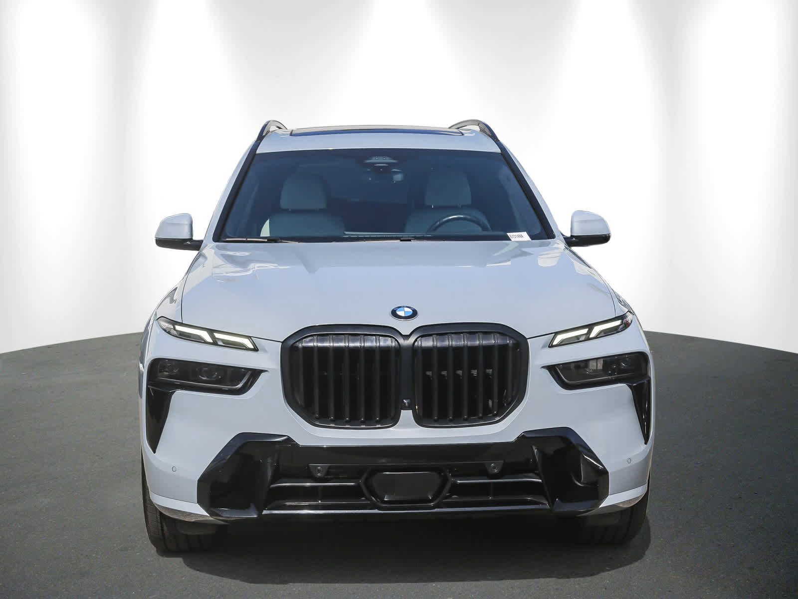 Used 2023 BMW X7 xDrive40i w/ M Sport Package image 2