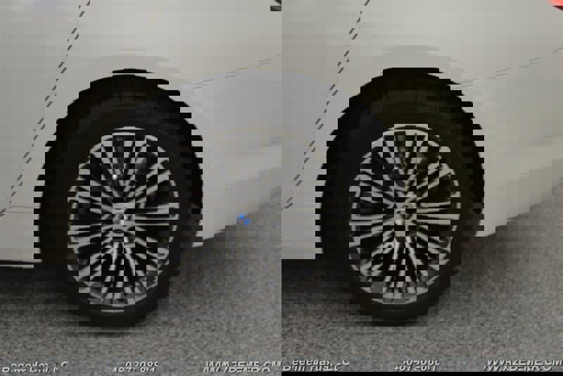 Used 2020 BMW 530e image 46