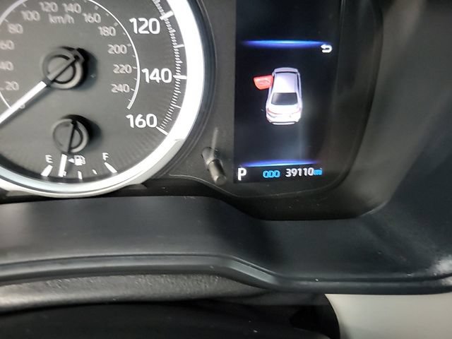 Used 2022 Toyota Corolla LE FWD image 4