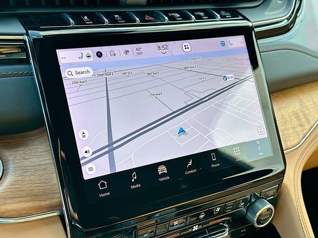 Used 2024 Jeep Grand Cherokee L Summit image 13