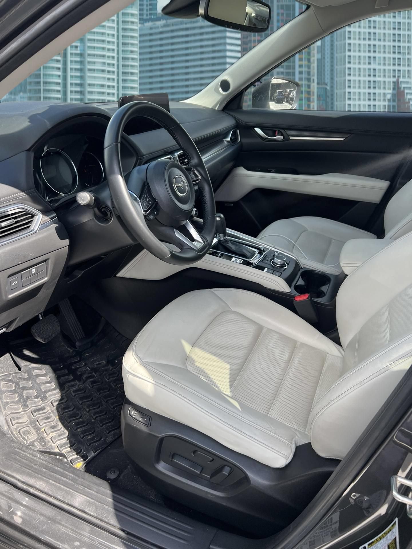 Used 2023 MAZDA CX-5 AWD 2.5 S w/ Premium Package image 19