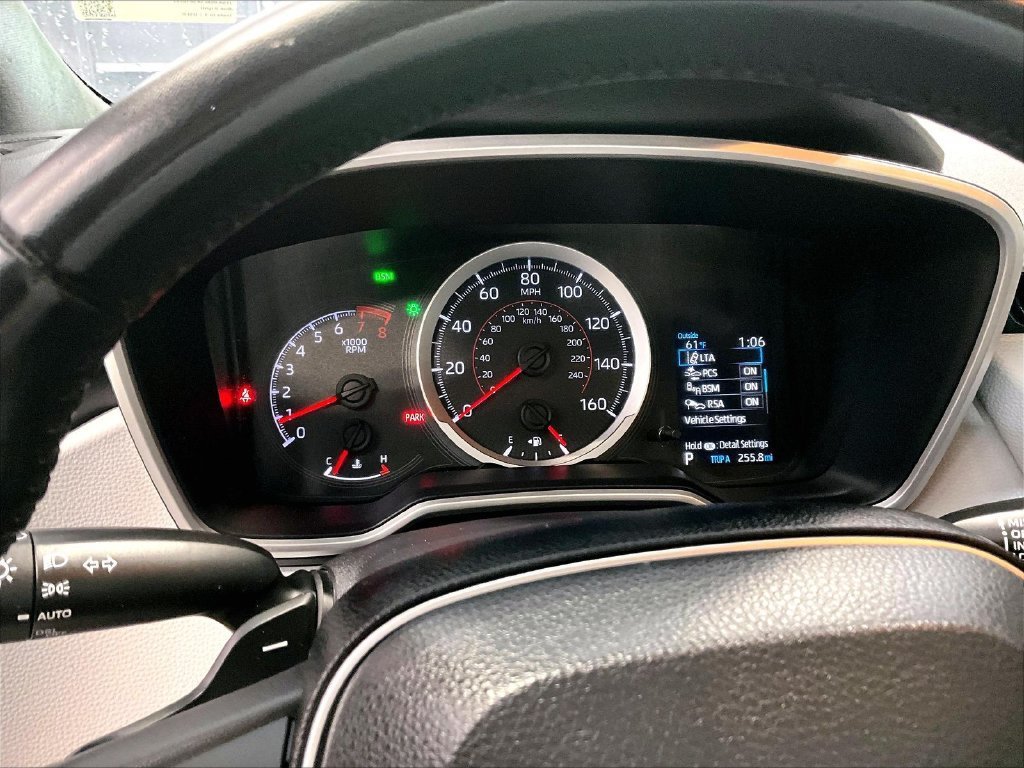 Used 2019 Toyota Corolla SE w/ SE Option Package FWD image 13