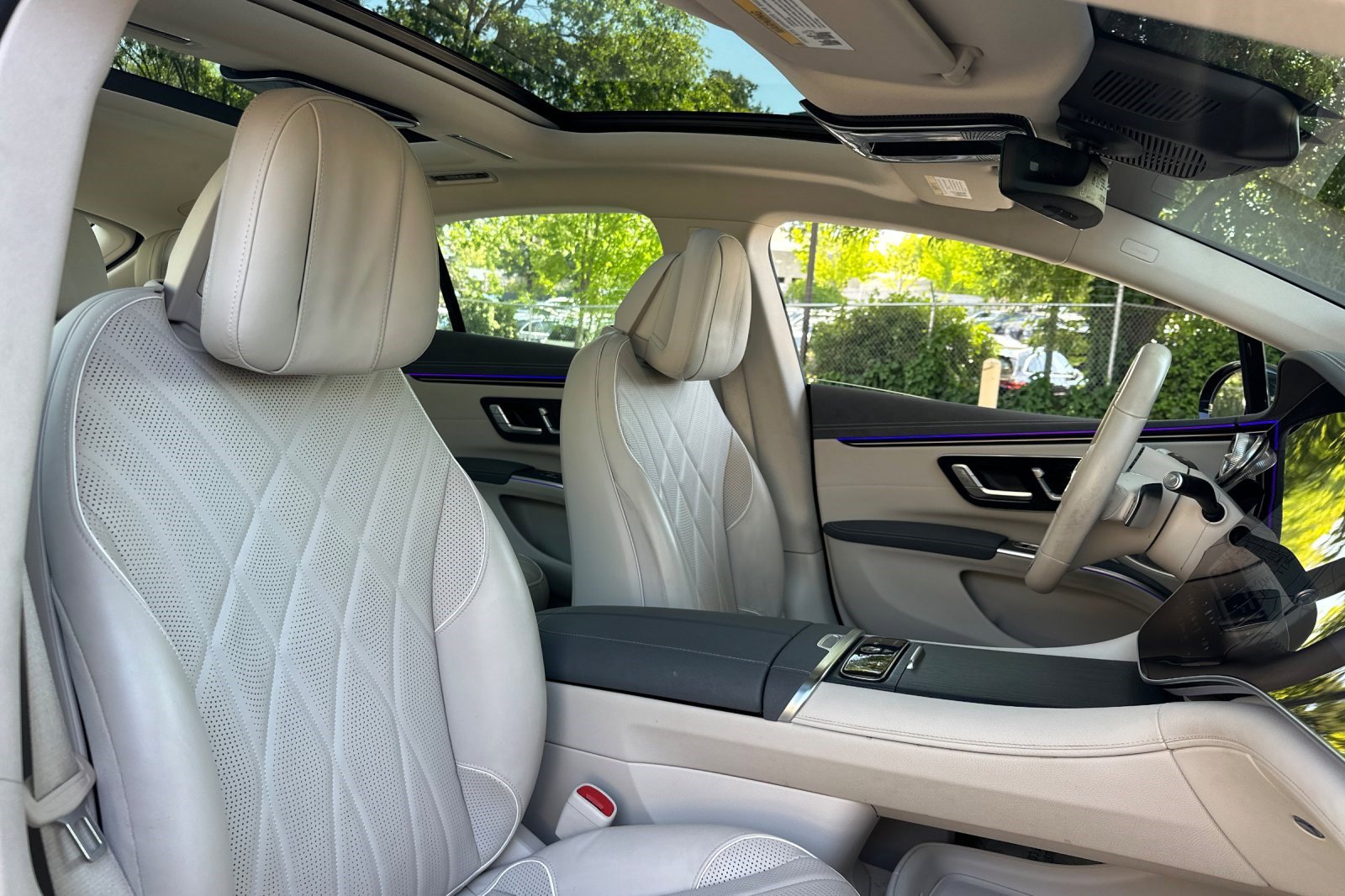 Used 2023 Mercedes-Benz EQS 580 4MATIC Sedan image 32