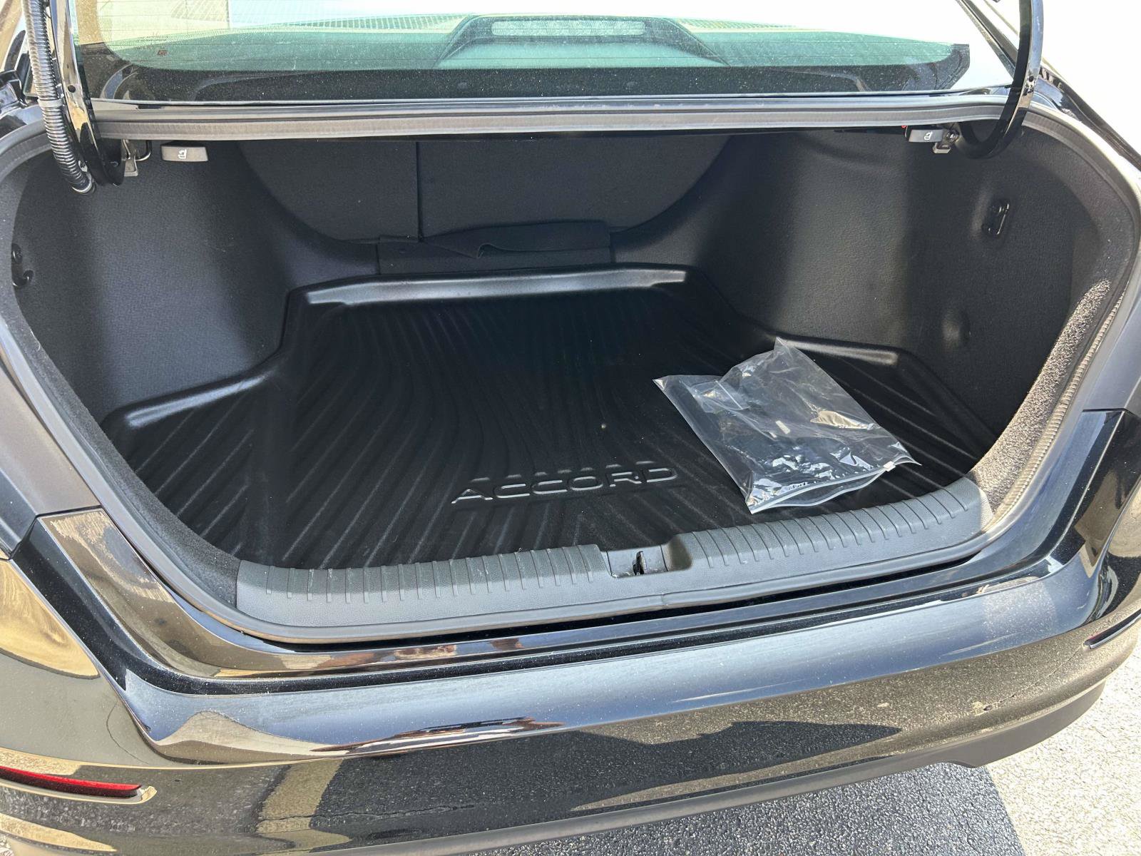 Certified 2024 Honda Accord EX image 6