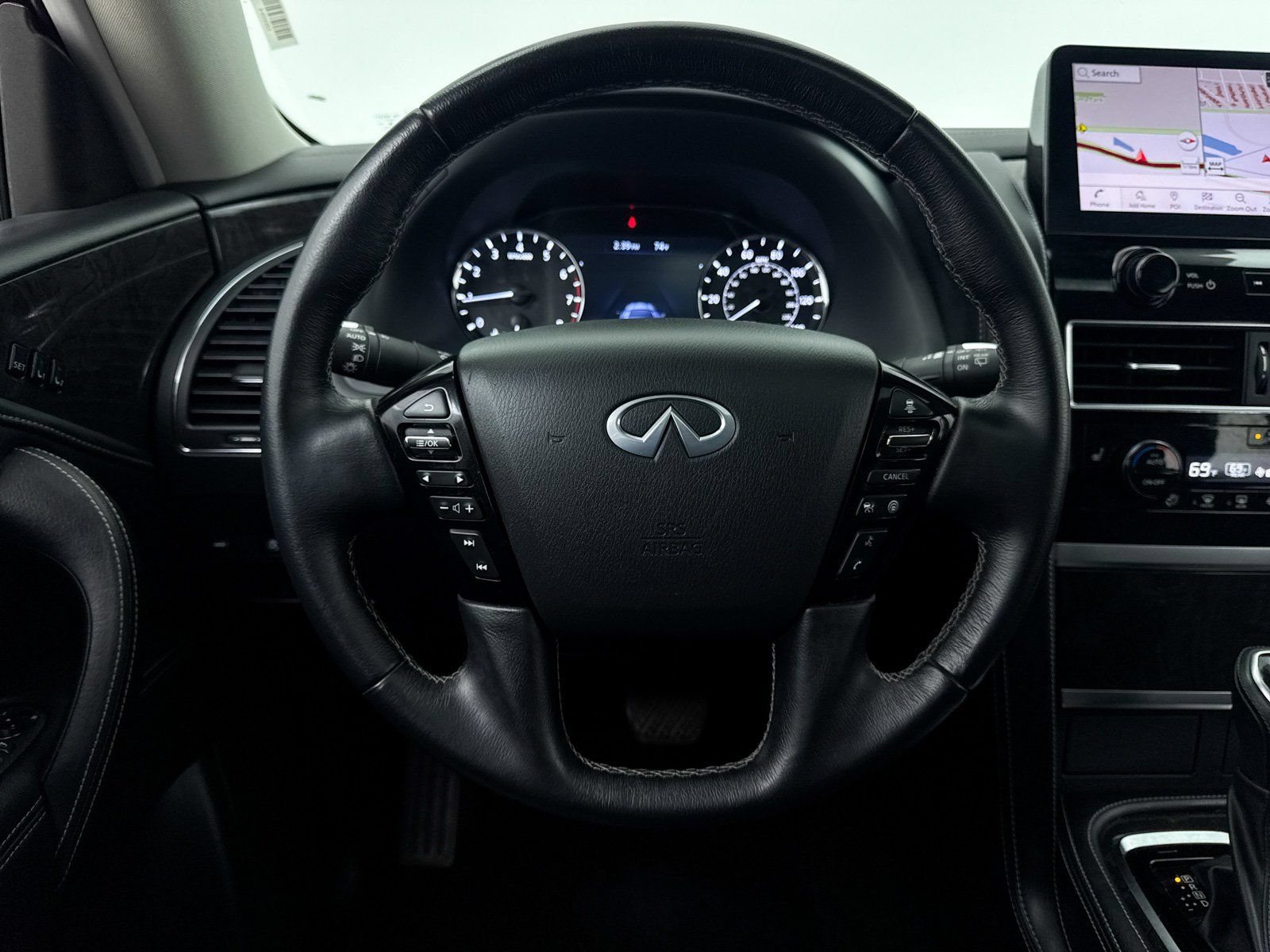 Used 2024 INFINITI QX80 Luxe AWD/4WD image 18