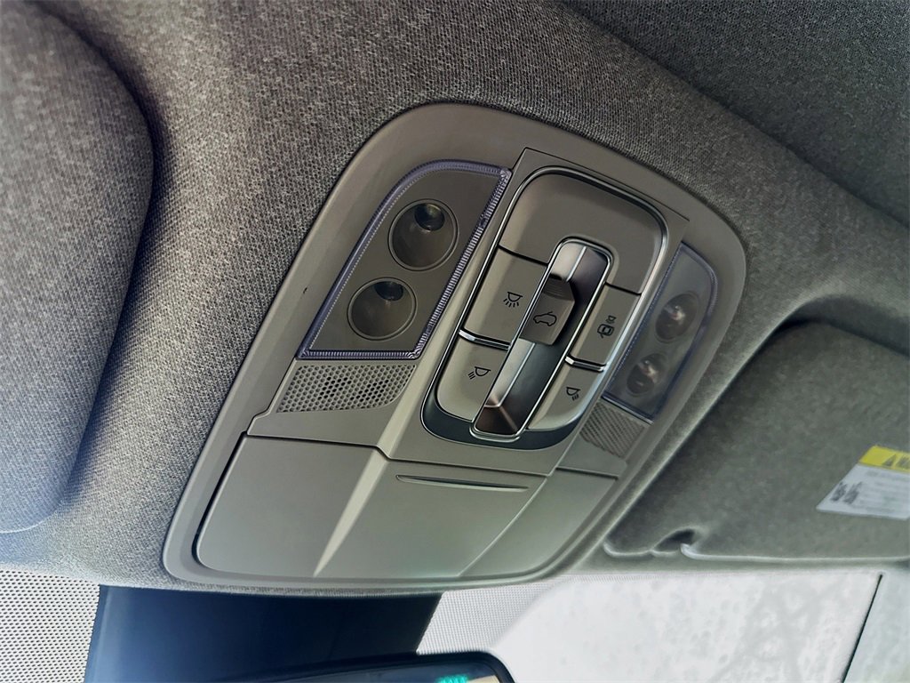 Used 2019 Hyundai Santa Fe FWD image 33