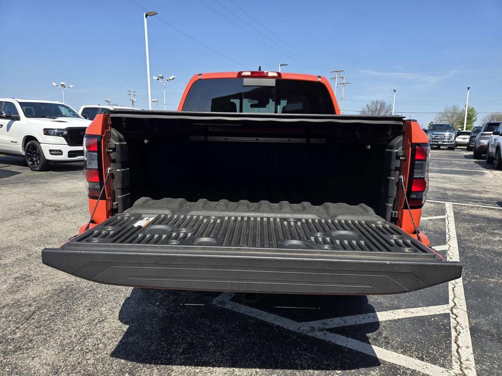 Used 2025 Nissan Frontier PRO-4X w/ Pro Convenience Package AWD/4WD image 13