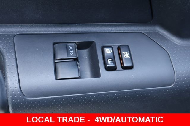 Used 2012 Toyota FJ Cruiser 4WD w/ Convenience Pkg image 15