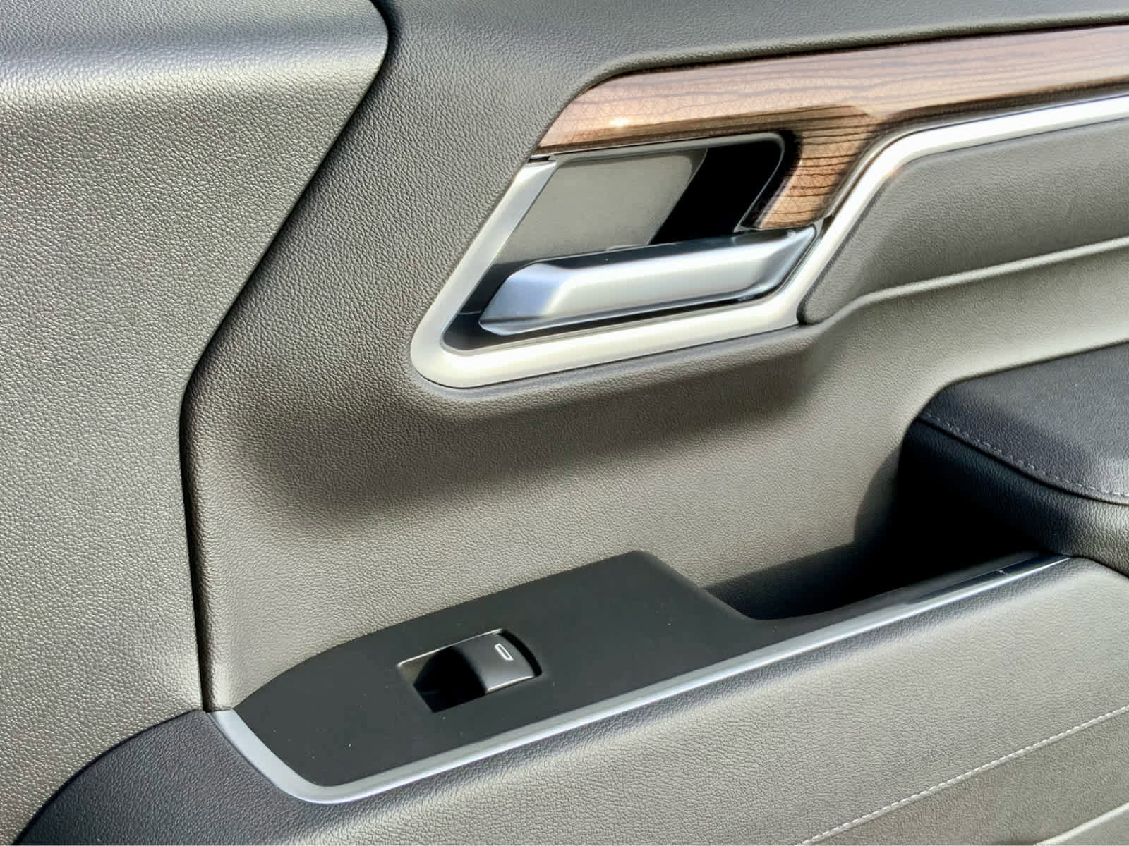 New 2026 Chevrolet Silverado 1500 LT w/ Leather Package image 57