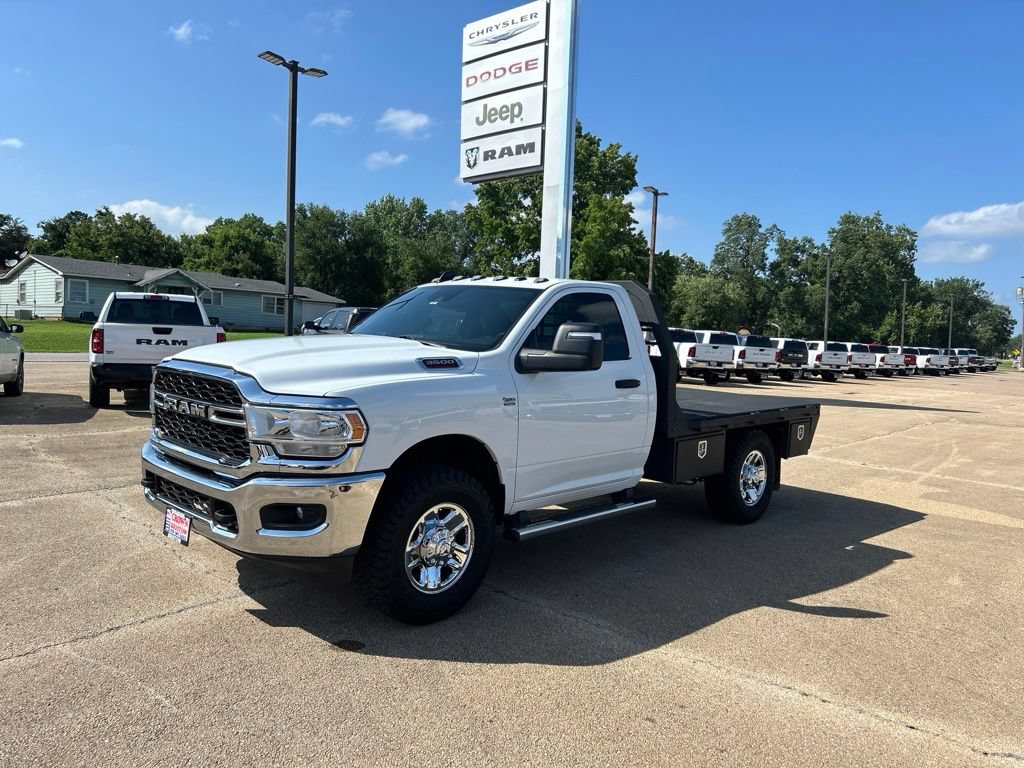 Used 2024 RAM 3500 Tradesman w/ Safety Group AWD/4WD video 1
