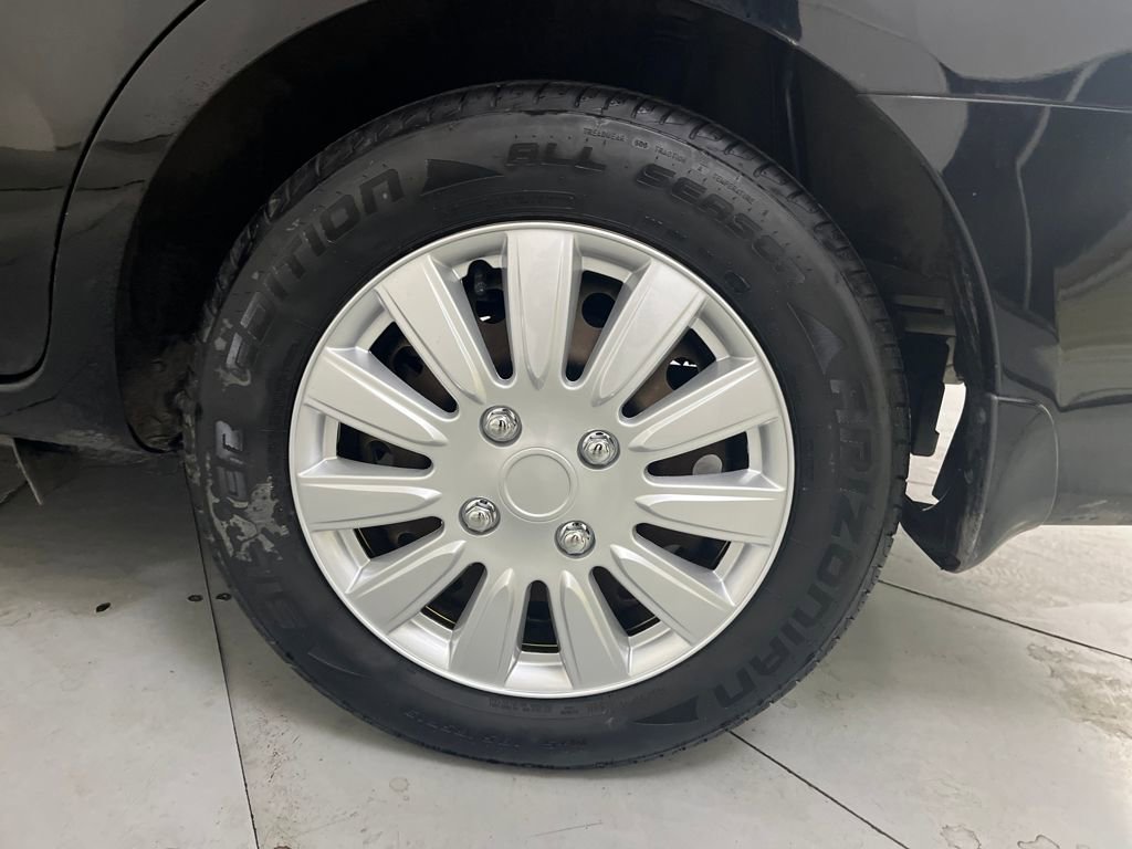 Used 2018 Nissan Versa S Plus image 14