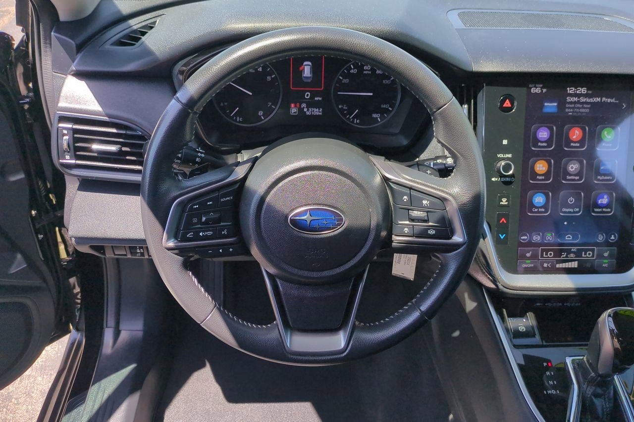 Used 2024 Subaru Outback Premium AWD/4WD image 11