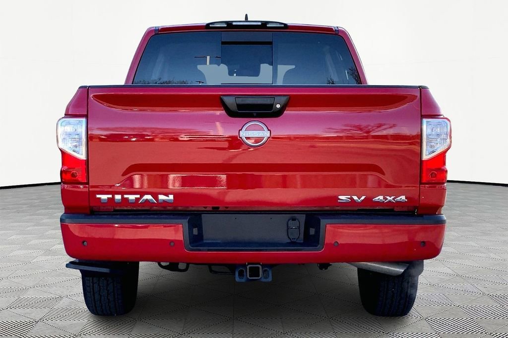 Used 2024 Nissan Titan SV w/ Accessory Utility Package image 6