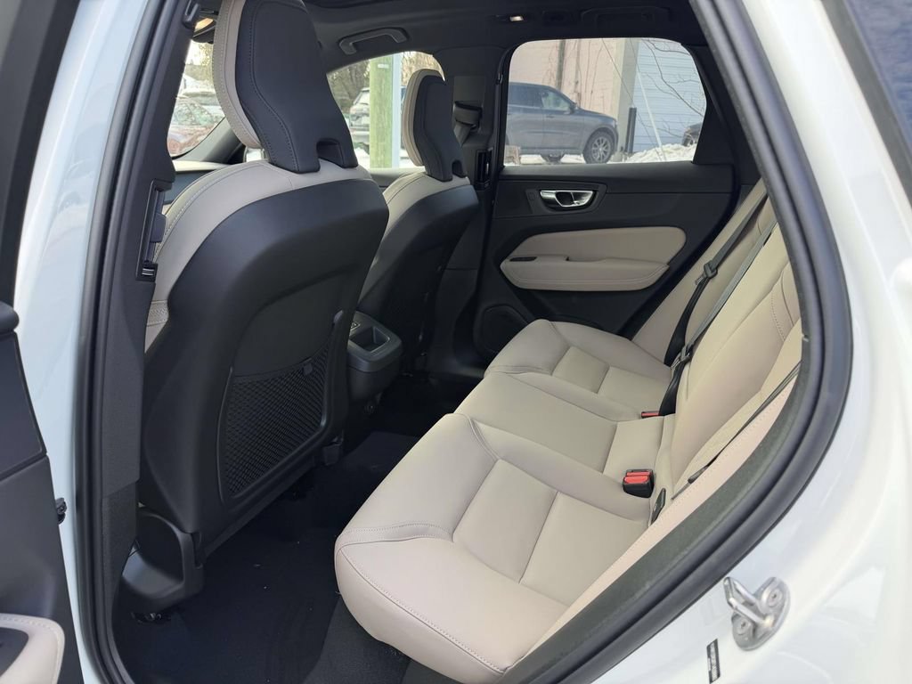 New 2026 Volvo XC60 B5 Plus w/ Protection Package Premier AWD/4WD image 14