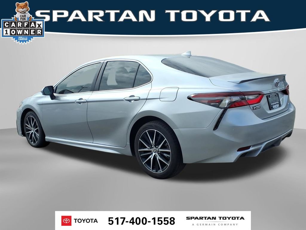 Used 2024 Toyota Camry SE FWD image 10