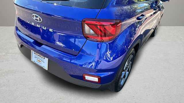 Used 2025 Hyundai Venue SEL FWD image 39