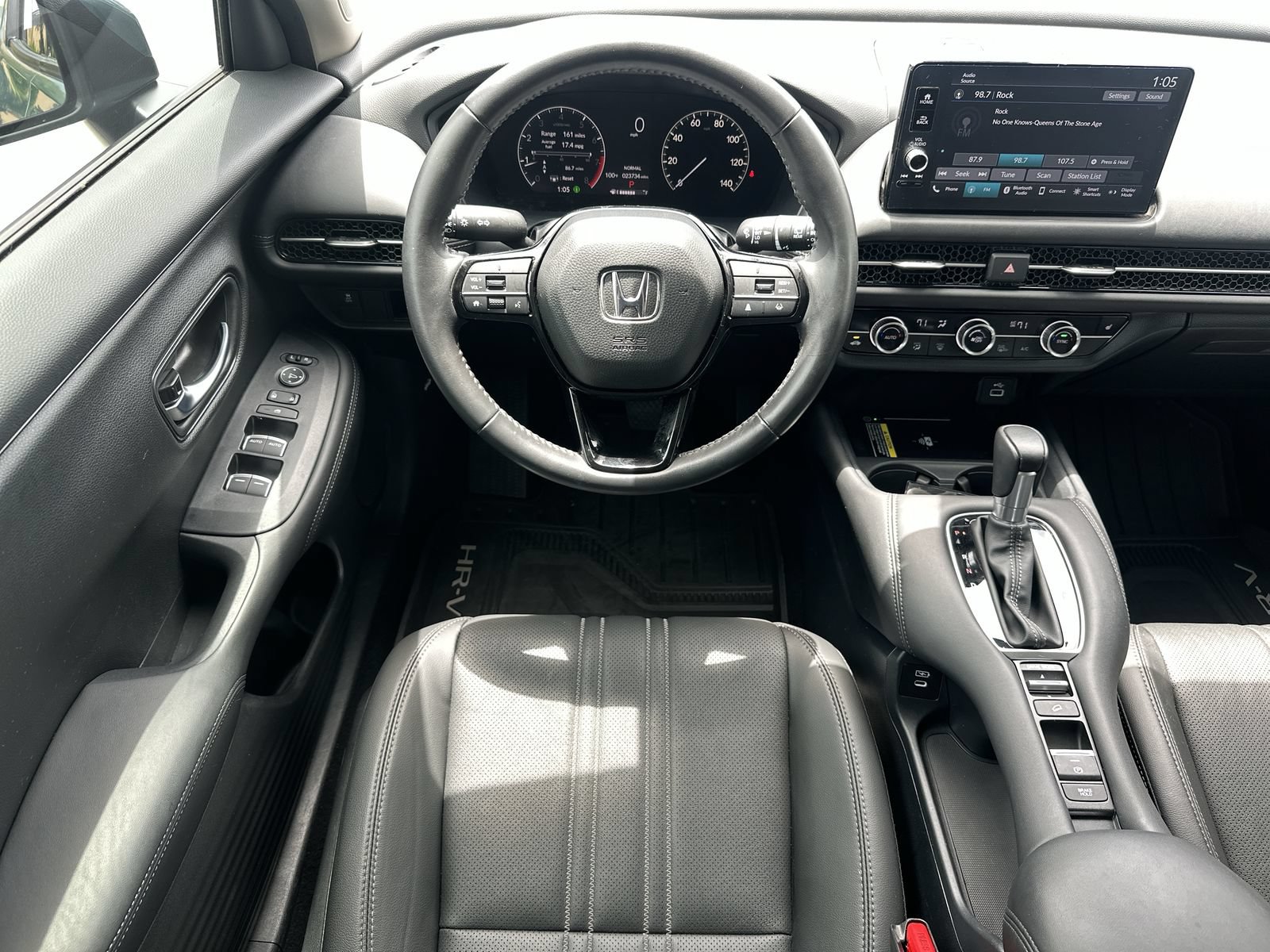 Used 2025 Honda HR-V EX-L image 17