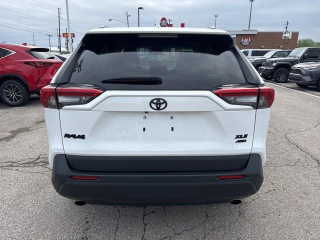 Used 2023 Toyota RAV4 XLE image 4
