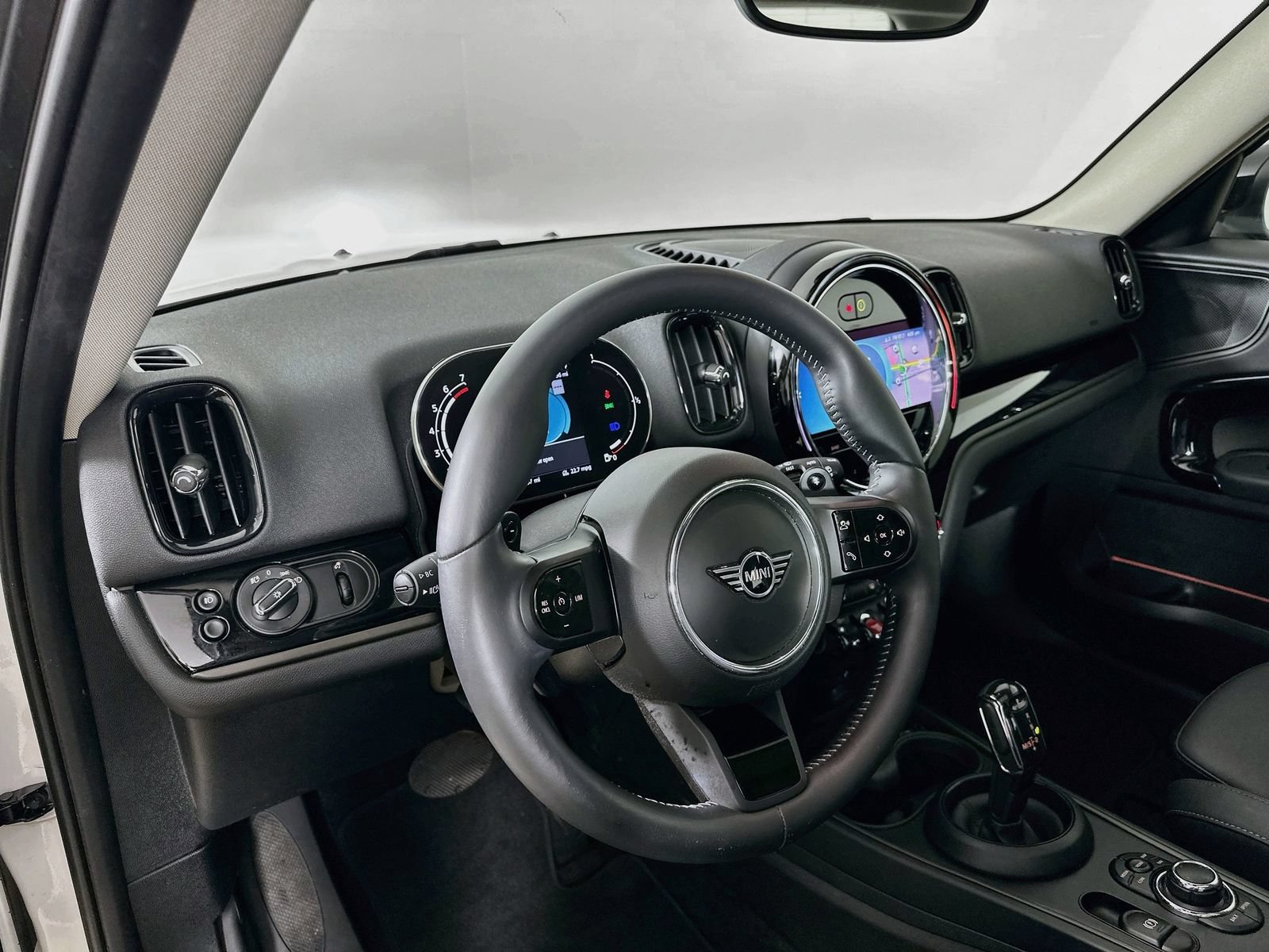Used 2024 MINI Cooper Countryman S FWD image 32