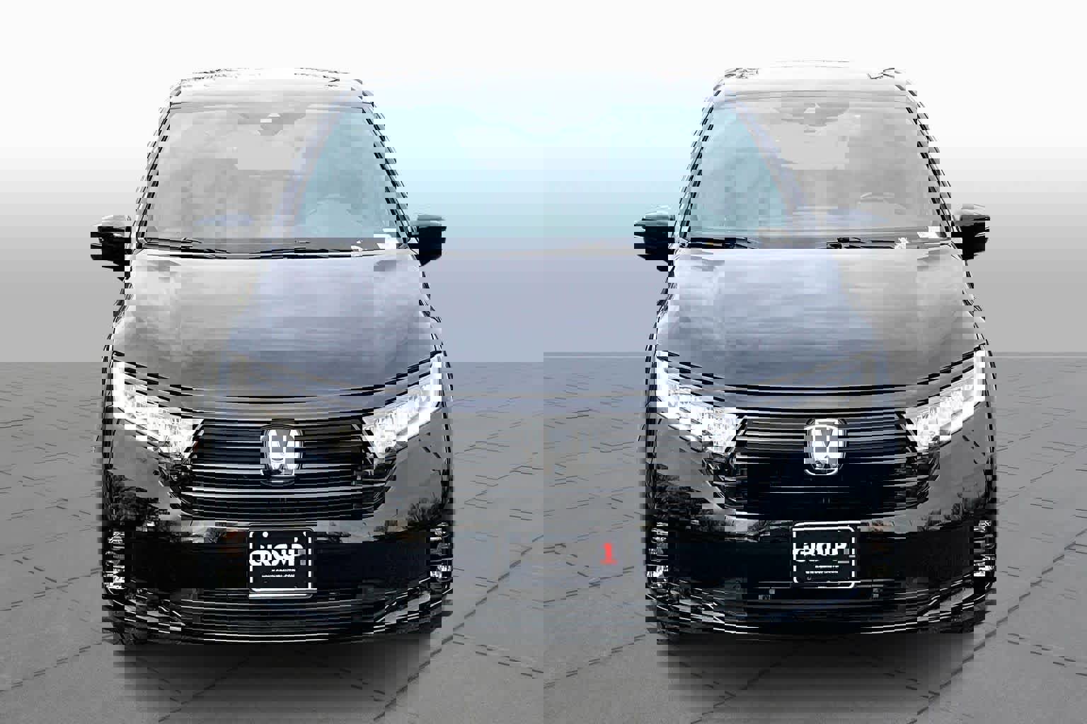 Used 2024 Honda Odyssey Sport image 4