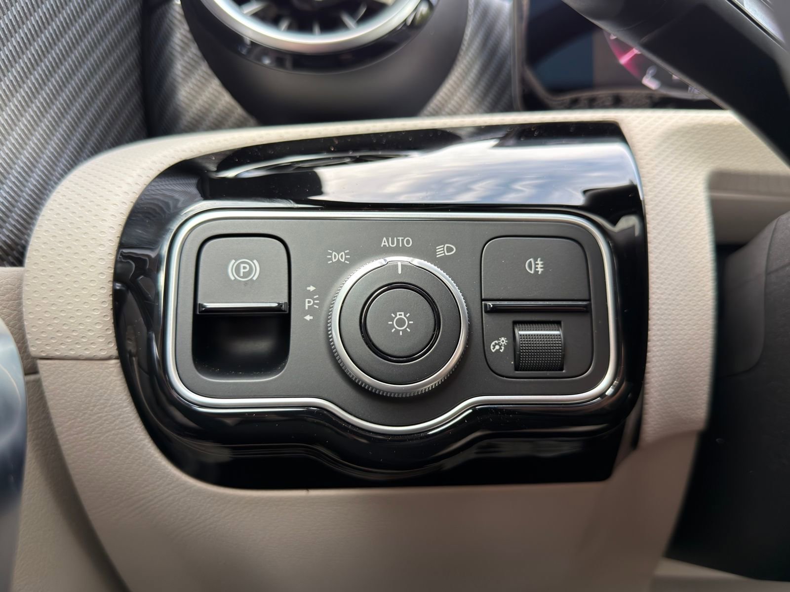 New 2026 Mercedes-Benz CLA 250 image 22