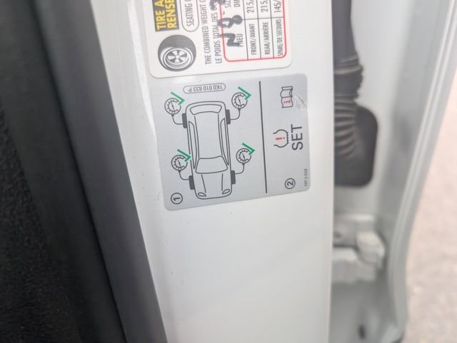 Used 2018 Volkswagen Tiguan SE w/ 3rd Row Seat Package image 21