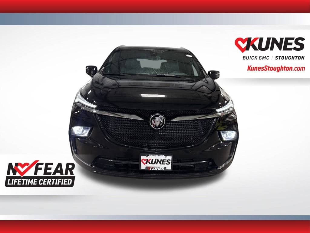Used 2024 Buick Enclave Essence image 5