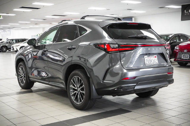 Certified 2026 Lexus NX 350 AWD w/ Accessory Package (2T) image 7