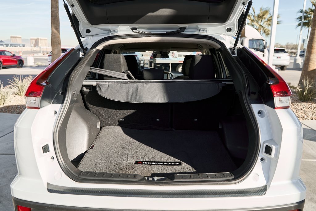 Used 2022 Mitsubishi Eclipse Cross ES image 8