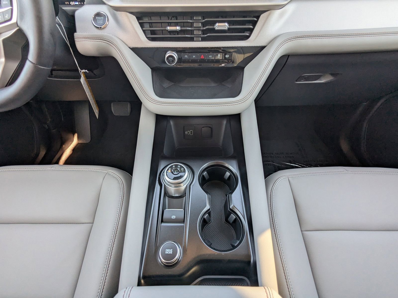 New 2026 Ford Explorer Active w/ Active Comfort Package image 22