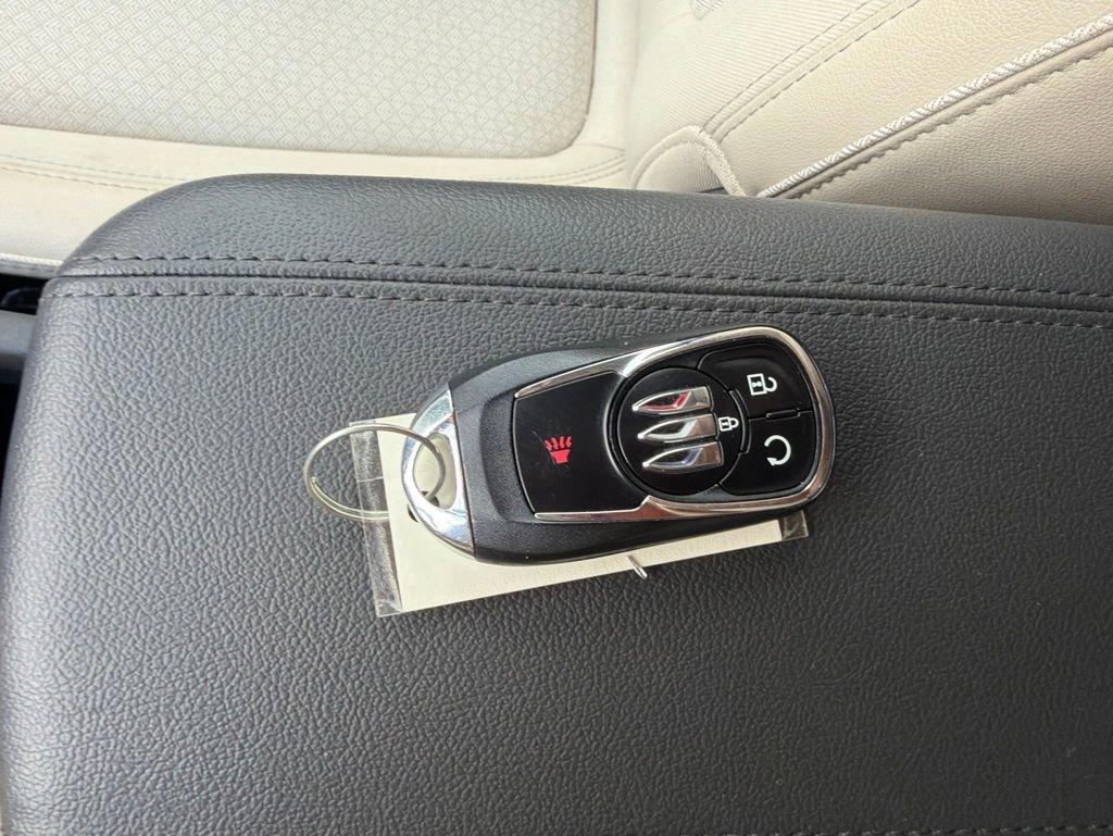Used 2024 Buick Encore GX Preferred w/ Comfort Package FWD image 30