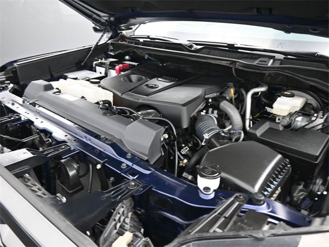 Used 2023 Toyota Tundra Platinum image 10