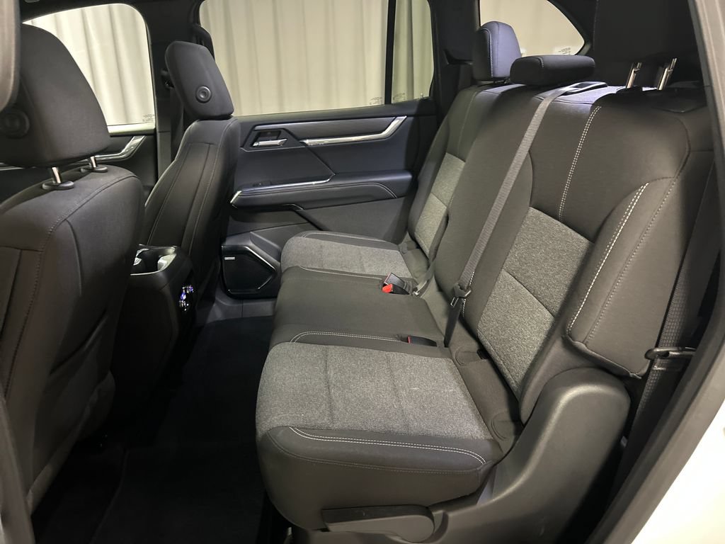 Used 2025 GMC Acadia Elevation FWD image 22