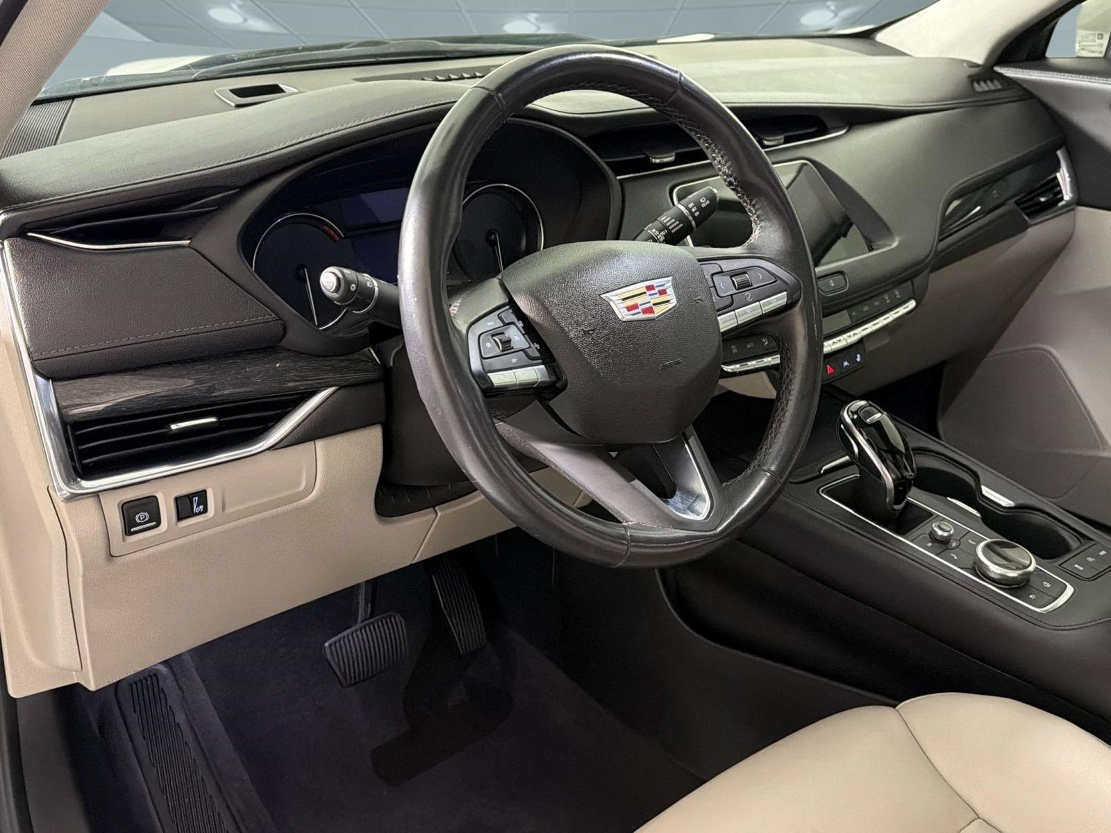 Used 2023 Cadillac XT4 Premium Luxury w/ Cold Weather Package FWD image 4