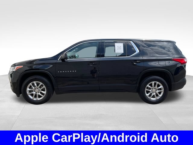 Used 2021 Chevrolet Traverse LS FWD image 2
