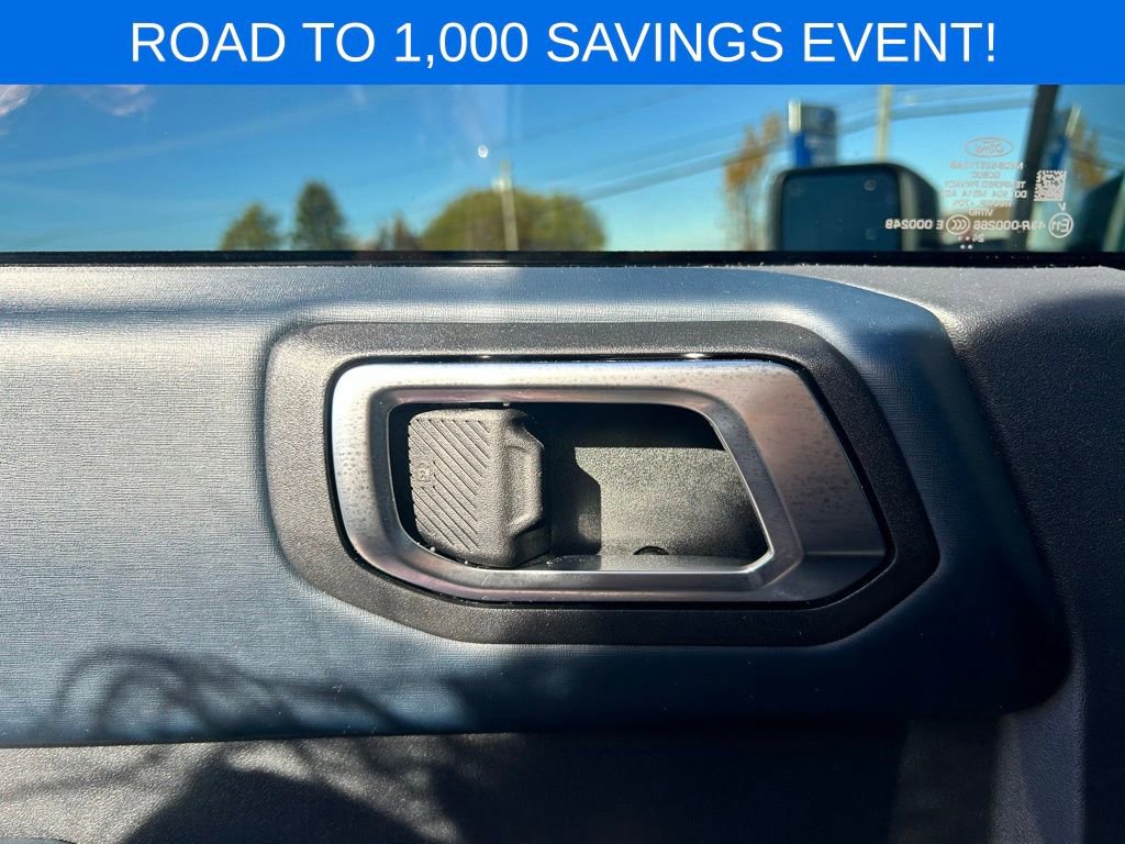 Used 2024 Ford Bronco Outer Banks image 17