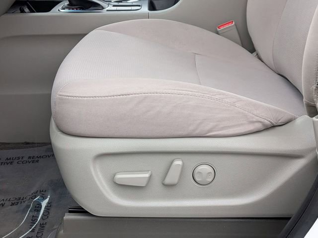 Used 2019 Kia Sedona LX image 13