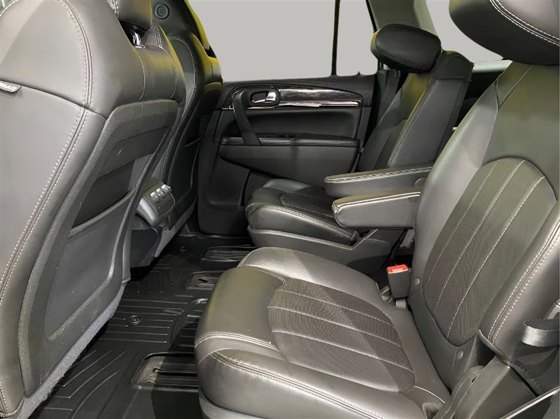 Used 2016 Buick Enclave Leather image 12