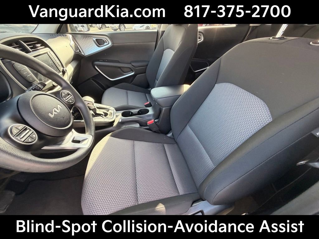 Certified 2025 Kia Soul S image 13