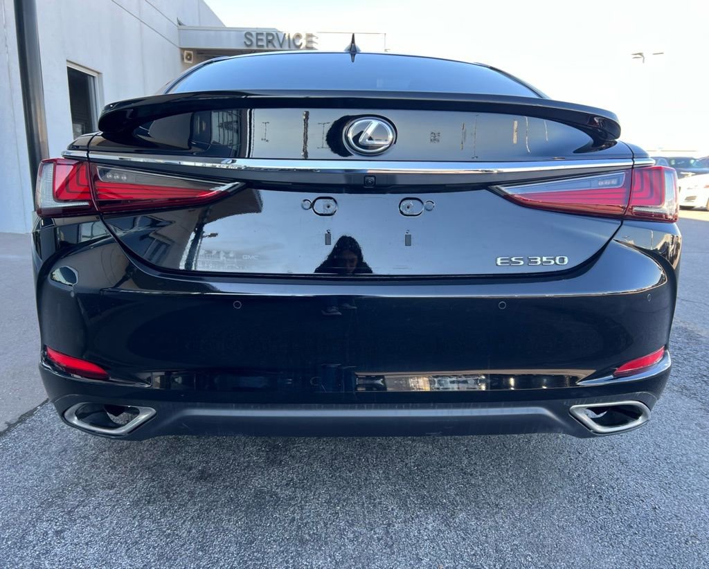 Used 2024 Lexus ES 350 Luxury w/ Accessory Package (Z2) image 6