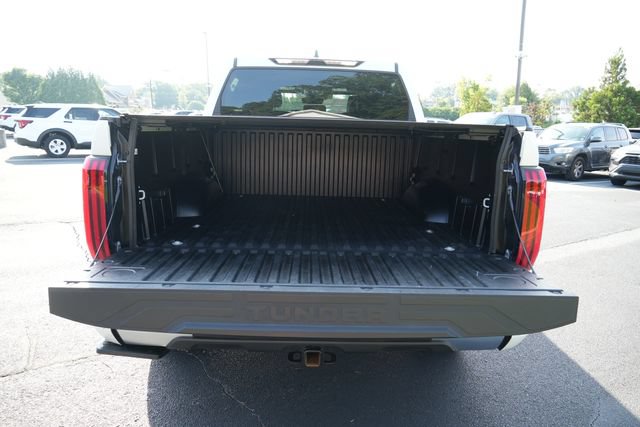Used 2025 Toyota Tundra Limited AWD/4WD image 11