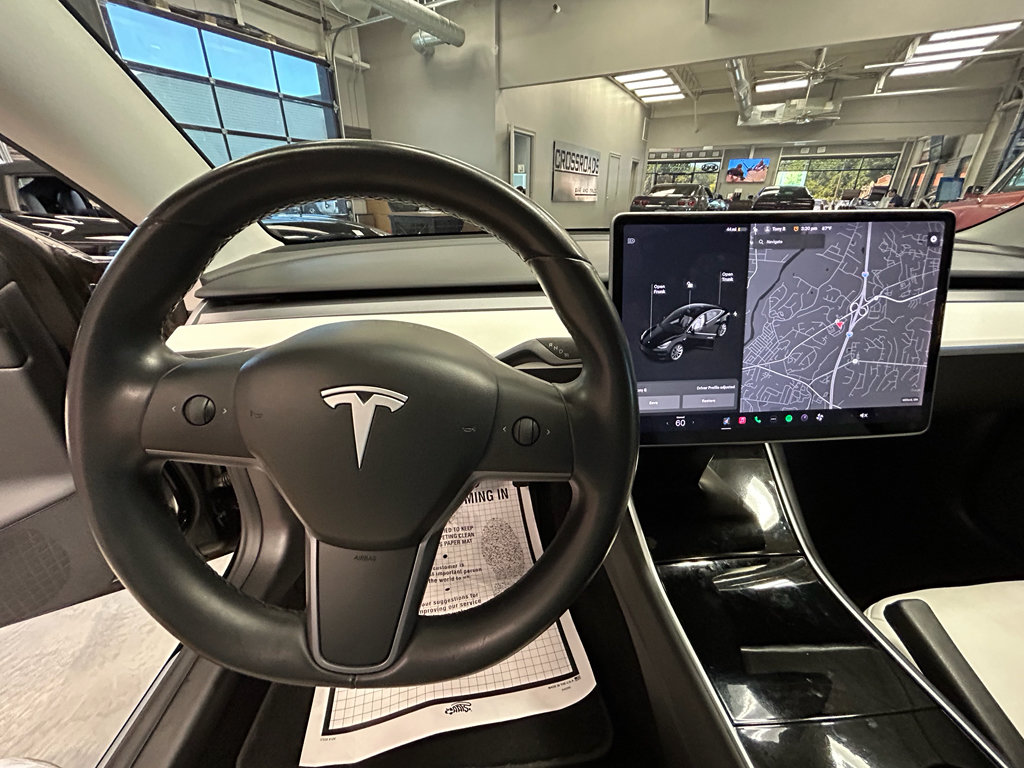 Used 2018 Tesla Model 3 Long Range AWD/4WD image 8