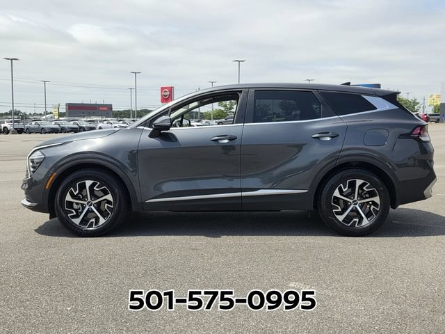 Used 2024 Kia Sportage EX FWD image 2
