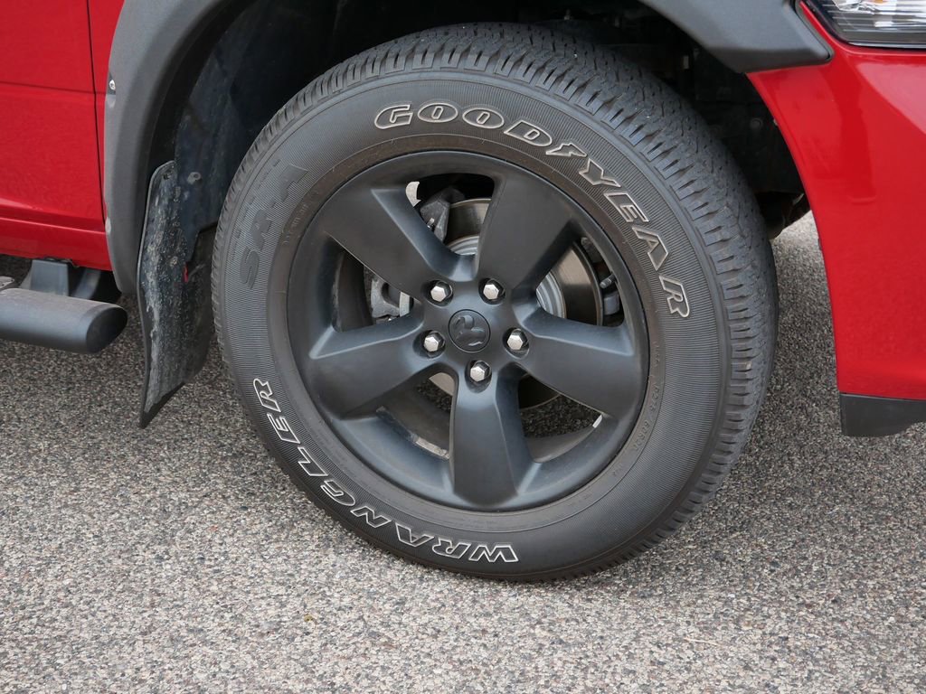 Used 2022 RAM 1500 Express w/ Wheel & Sound Group image 14