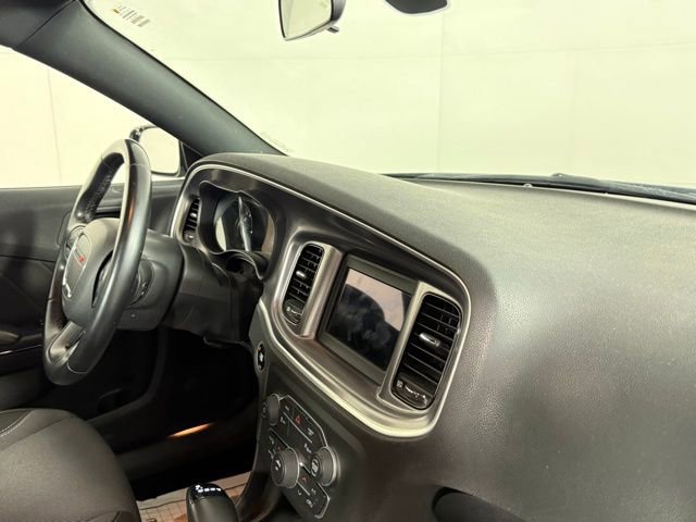 Used 2021 Dodge Charger SXT w/ Blacktop Package image 34