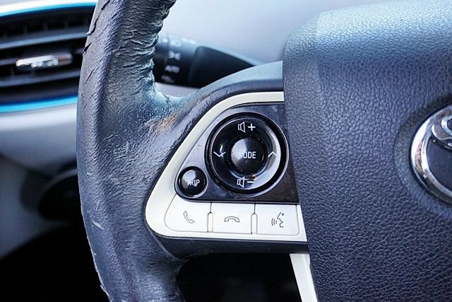 Used 2016 Toyota Prius Four FWD image 42